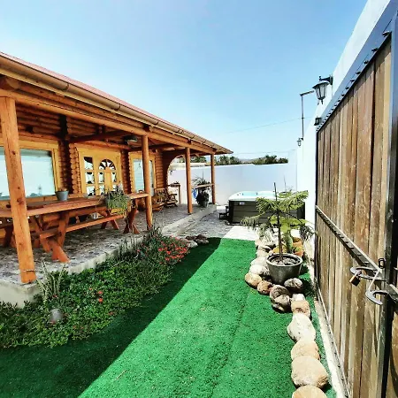 Dom wakacyjny Wild House *